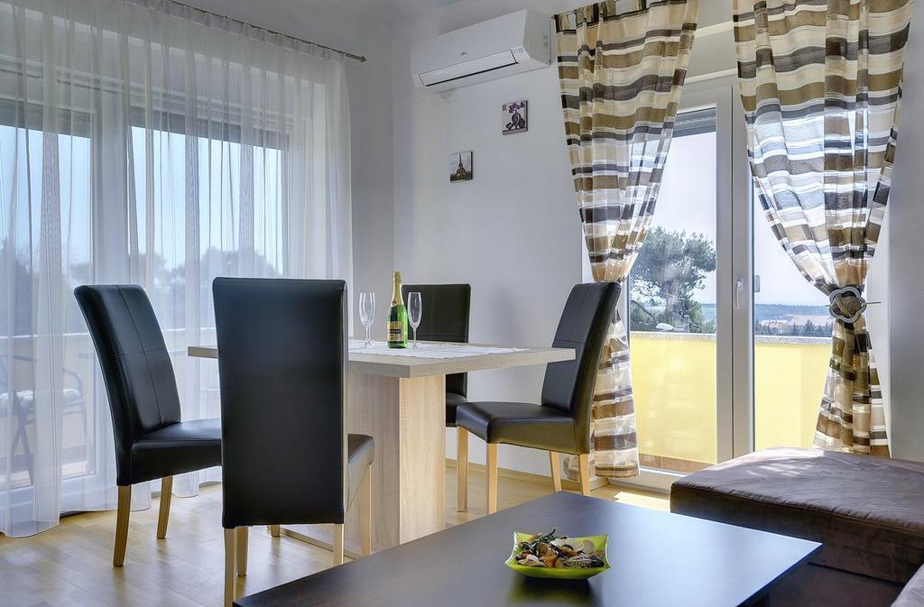 Apartments Kralj Медулин Екстер'єр фото