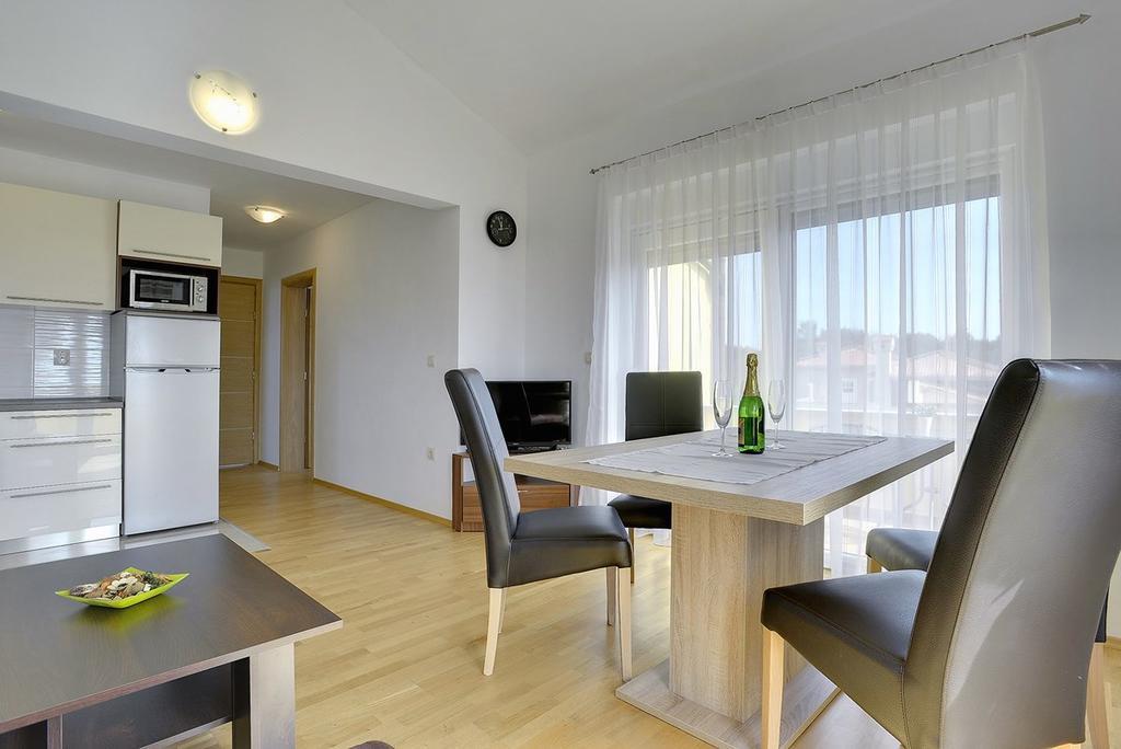 Apartments Kralj Медулин Екстер'єр фото