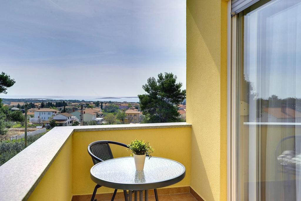 Apartments Kralj Медулин Екстер'єр фото