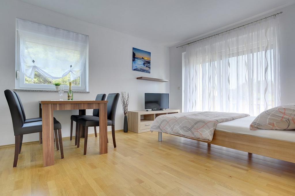 Apartments Kralj Медулин Екстер'єр фото
