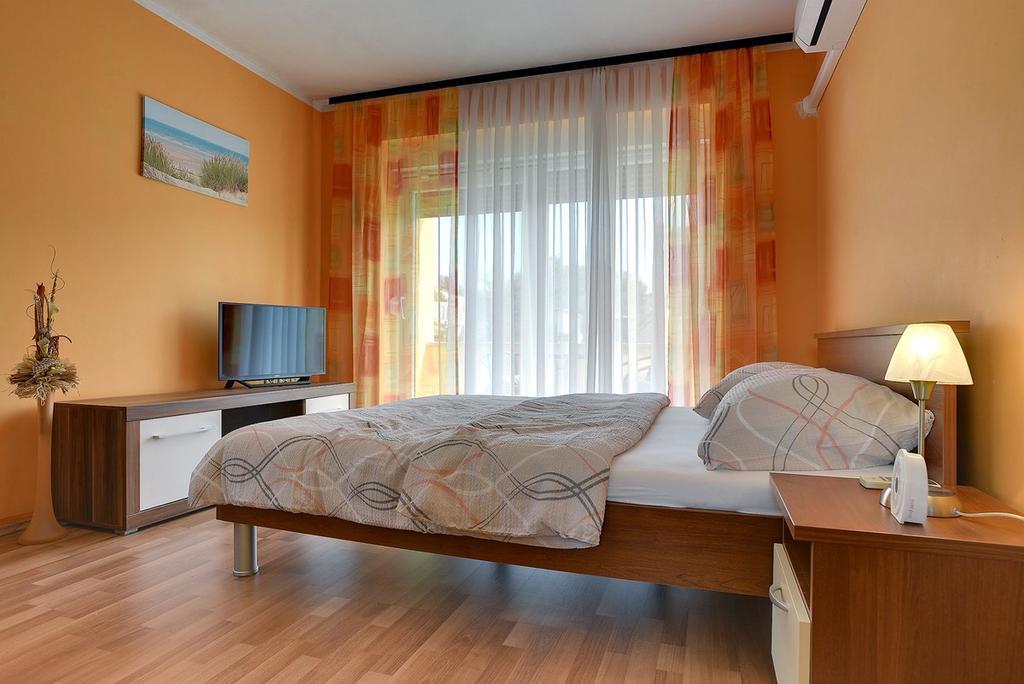 Apartments Kralj Медулин Екстер'єр фото