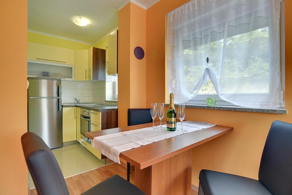 Apartments Kralj Медулин Екстер'єр фото